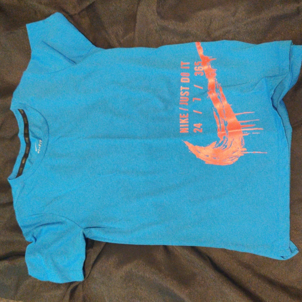 Nike Boy's Shirt